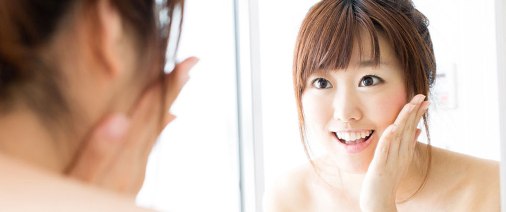 Manfaat Pelembab serta Pembersih untuk Menghaluskan Wajah